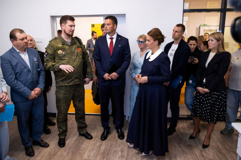 В реабилитационном центре им А.И. Мещерякова обсудили совершенствование системы социального сопровождения ветеранов СВО и их семей